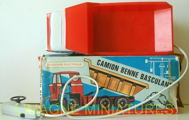 Camion JOUSTRA Bernard Benne Mécanique à Clé - Sans Boîte - Occasion